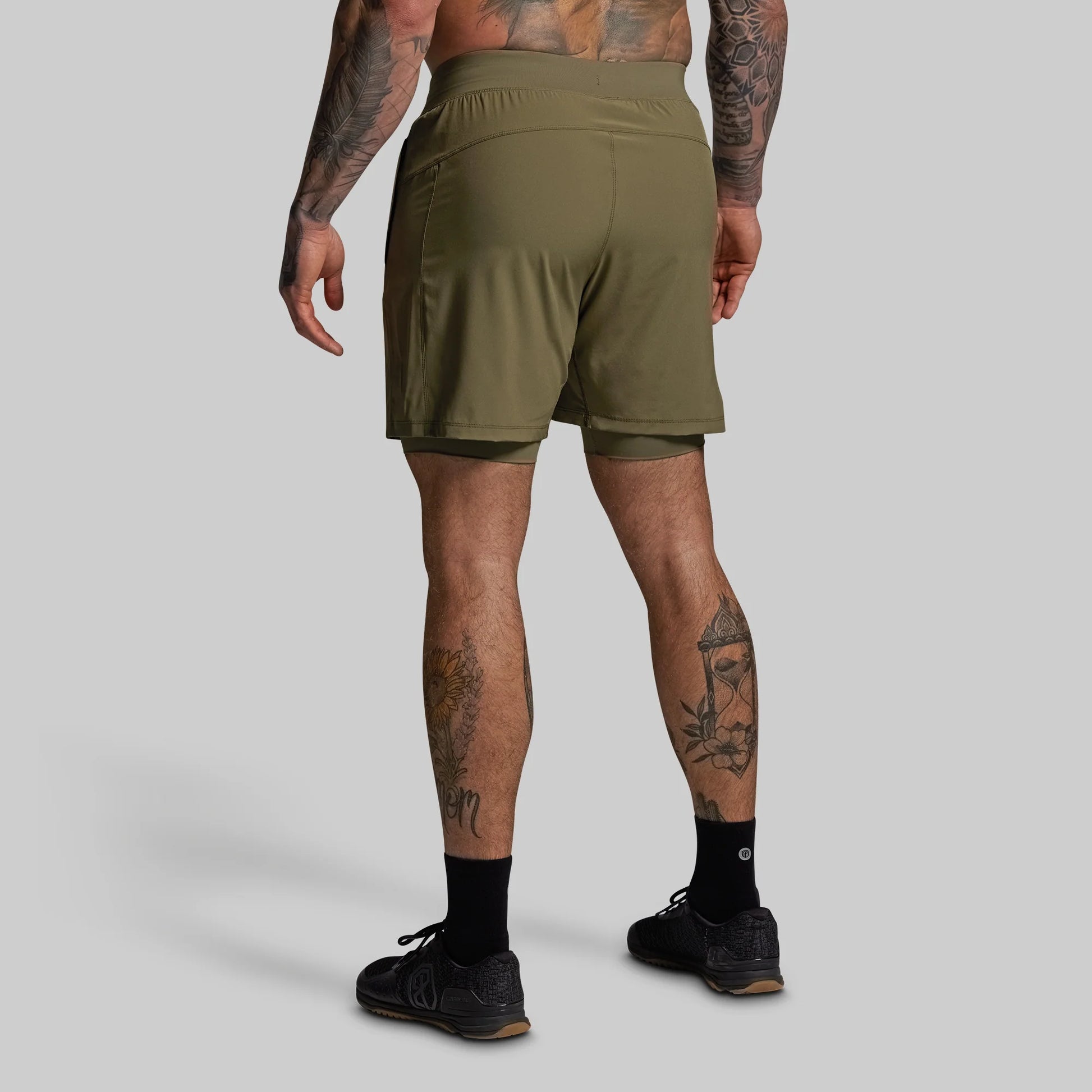 VERSATILE SHORT W/ COMPRESSION 7" - OD Green