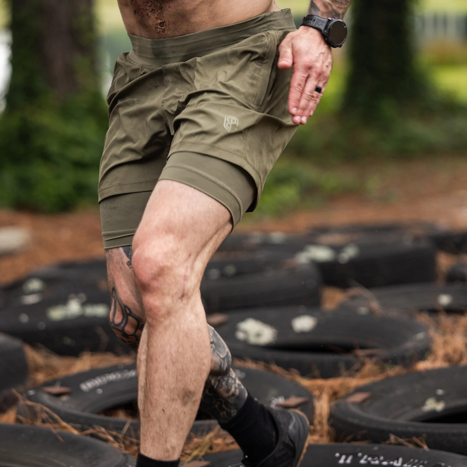 VERSATILE SHORT W/ COMPRESSION 7" - OD Green