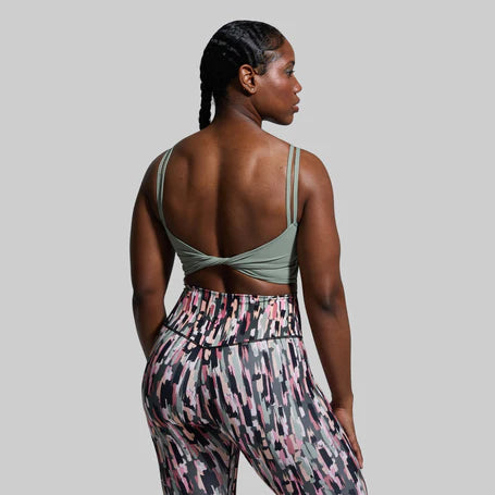*Forpöntun* DON'T GET IT TWISTED SPORTS BRA