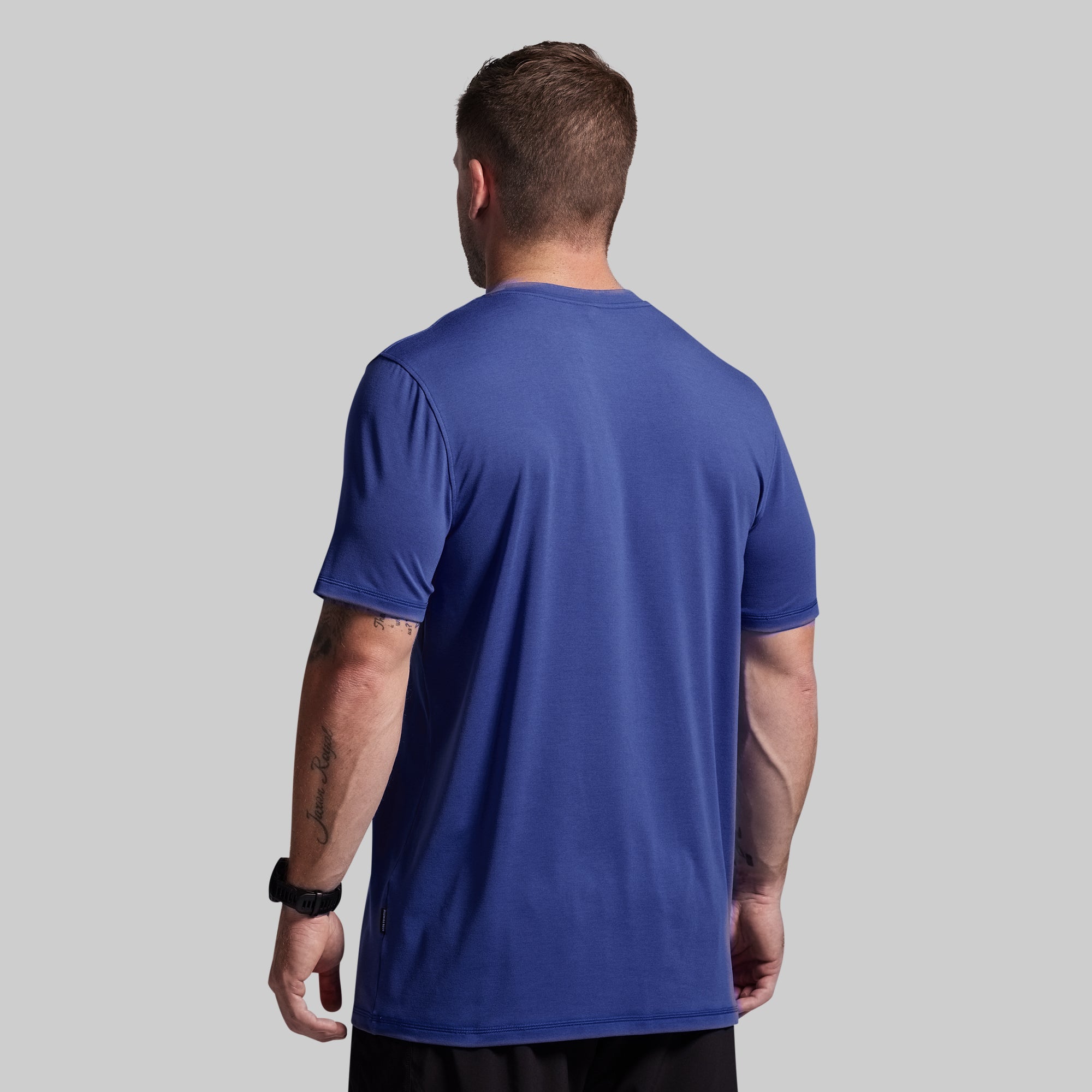 *Forpöntun* BP Premium Basic Crew - Dark Imperial