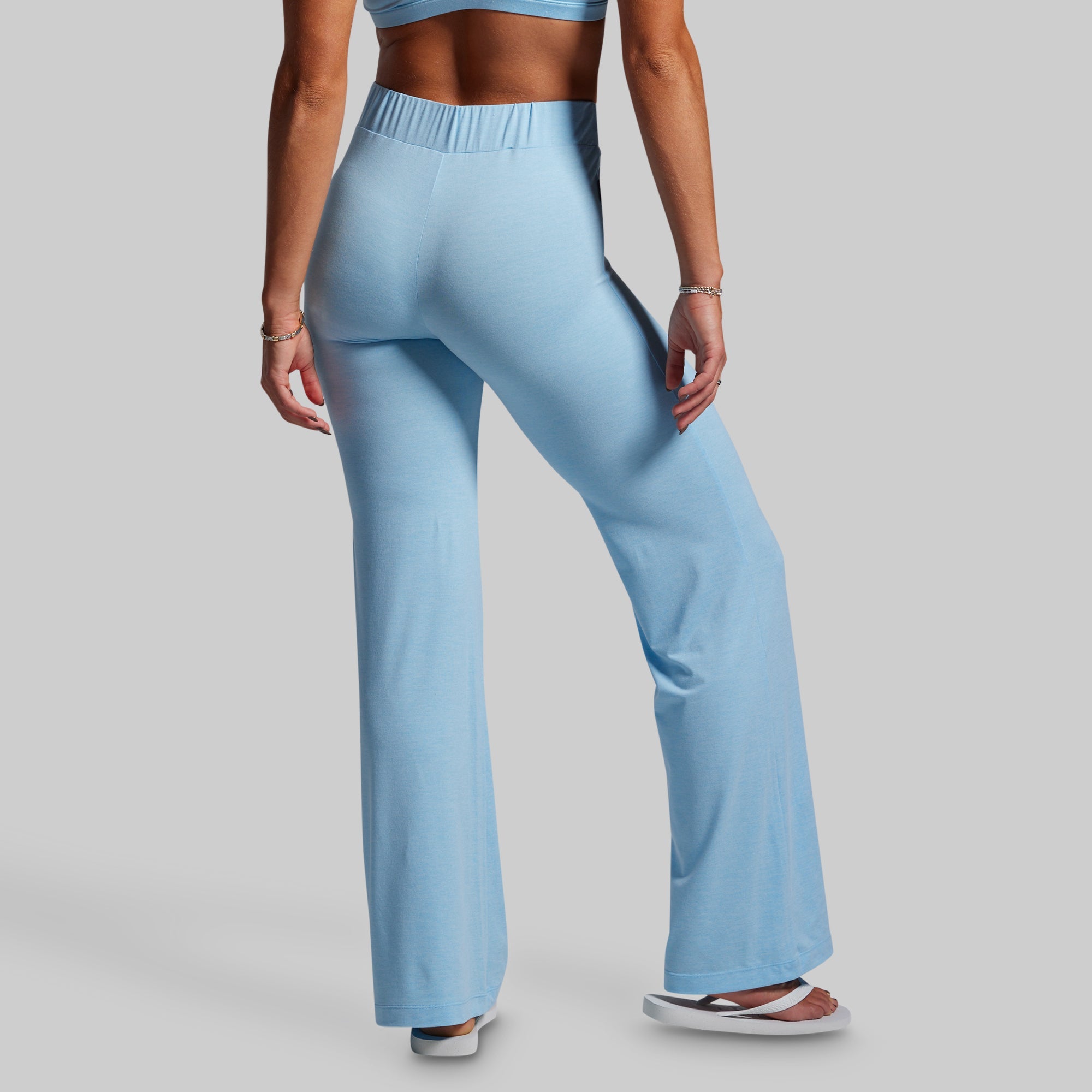 *Forpöntun* BP Premium Basic Lounge Pant - Ice
