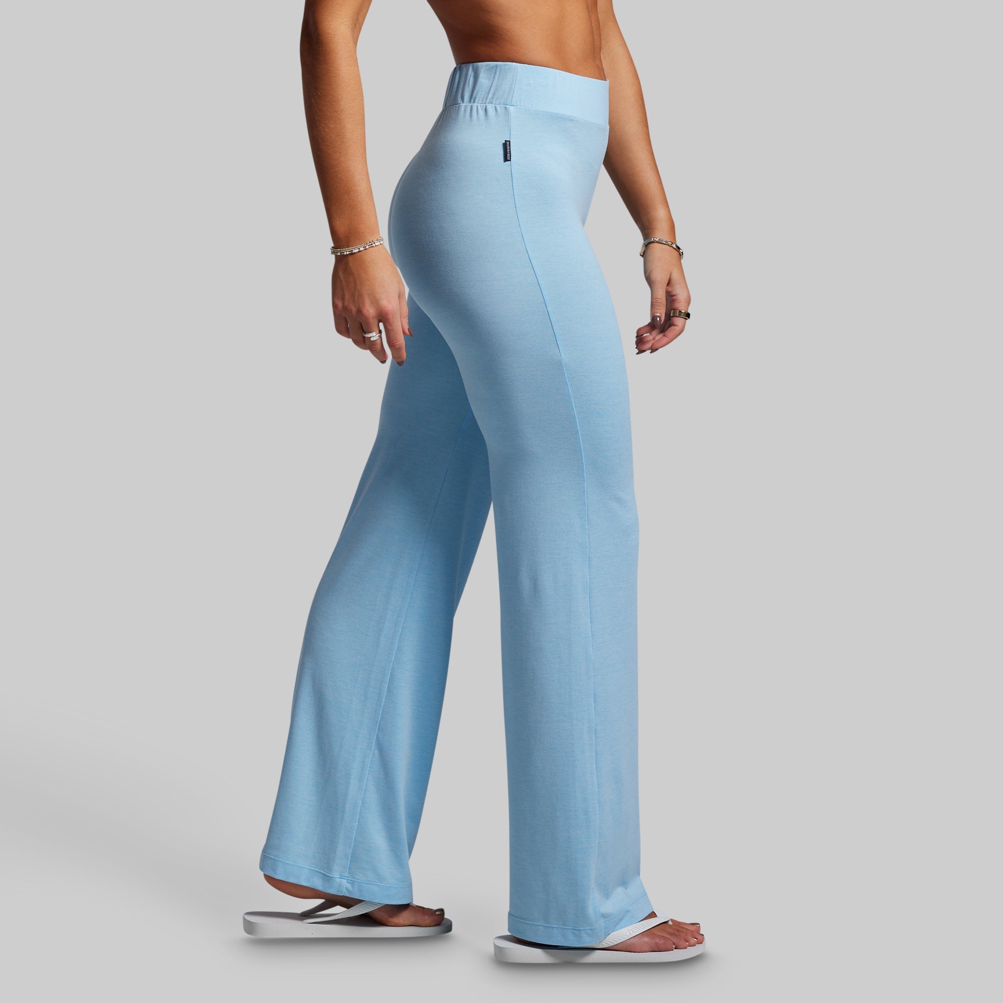 *Forpöntun* BP Premium Basic Lounge Pant - Ice