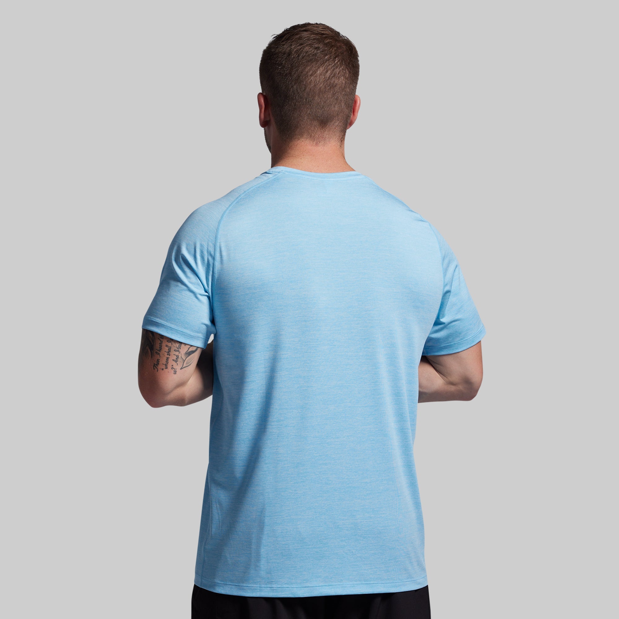 *Forpöntun* Training Tee - Ice