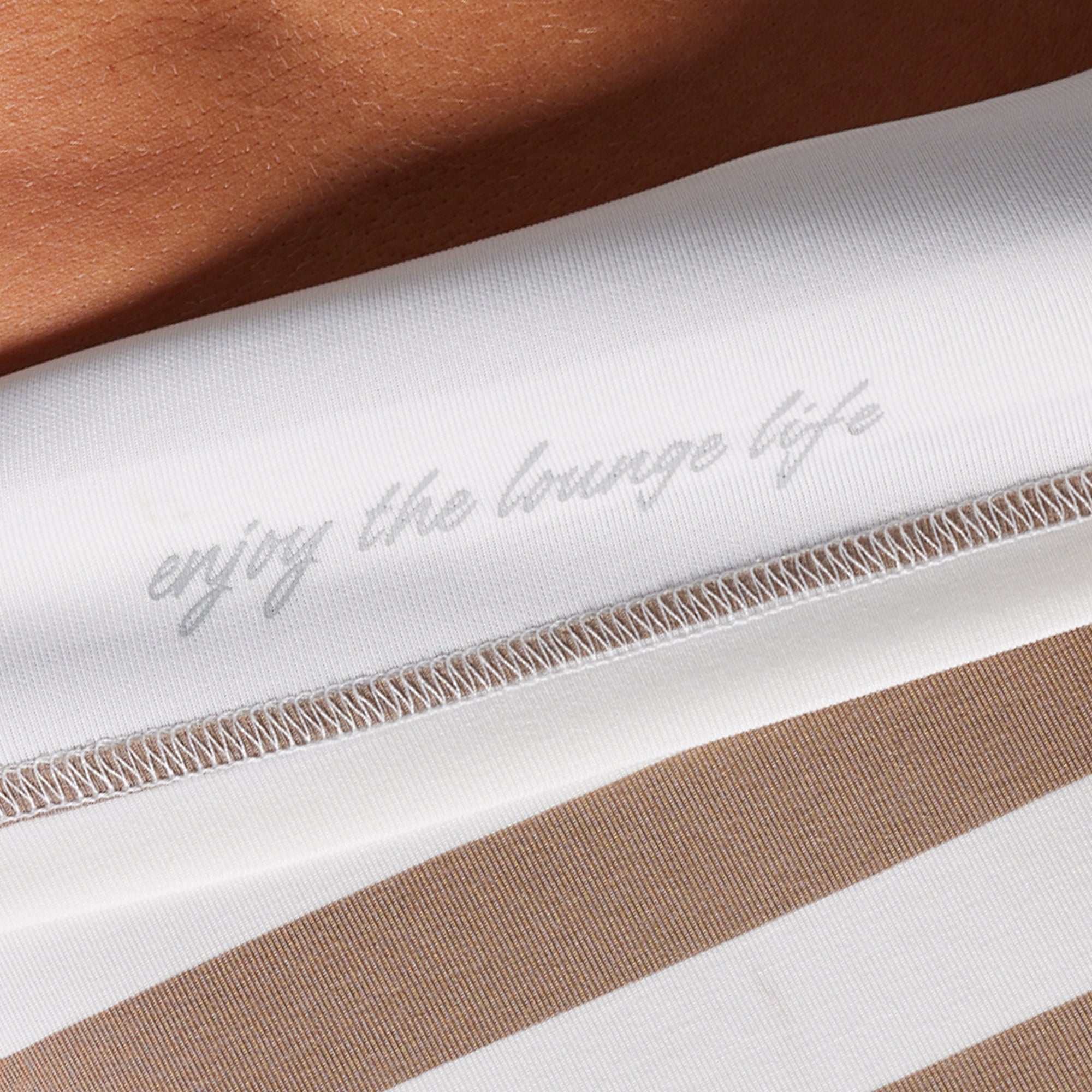 *Forpöntun* Lounge Lux Cropped Pullover - Java stripe