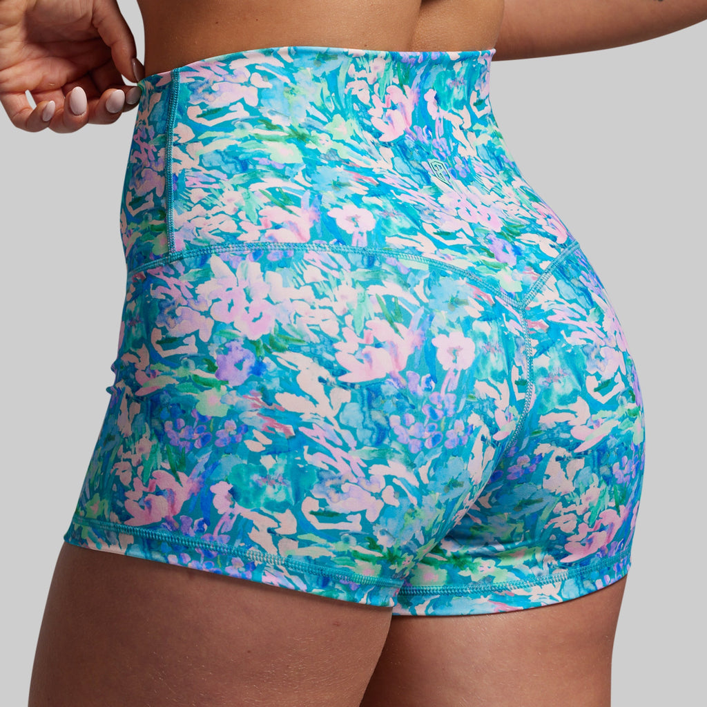 *Forpöntun* New Heights Booty Short - Blossom