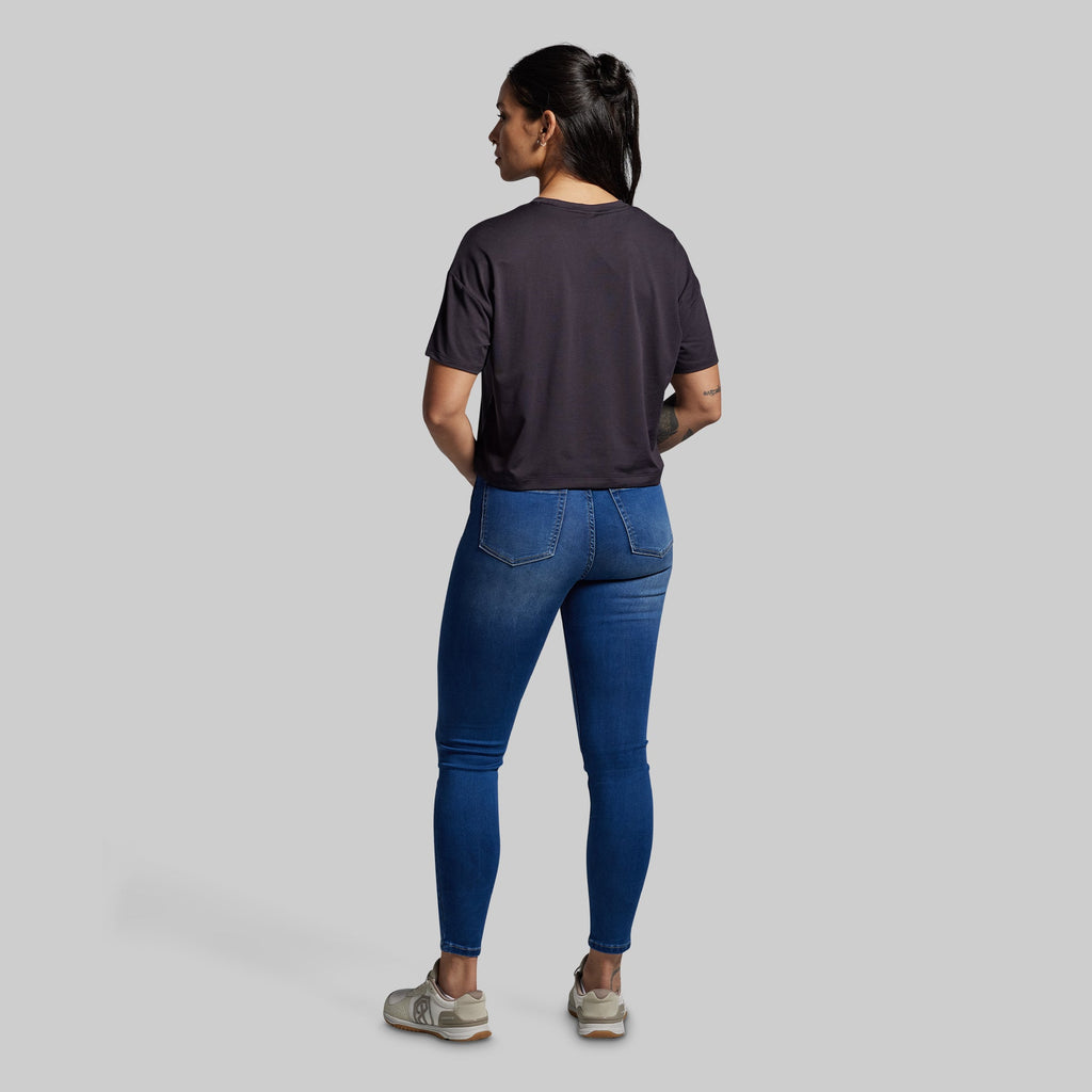 *Forpöntun* BP Premium Basic Crop Tee - Black