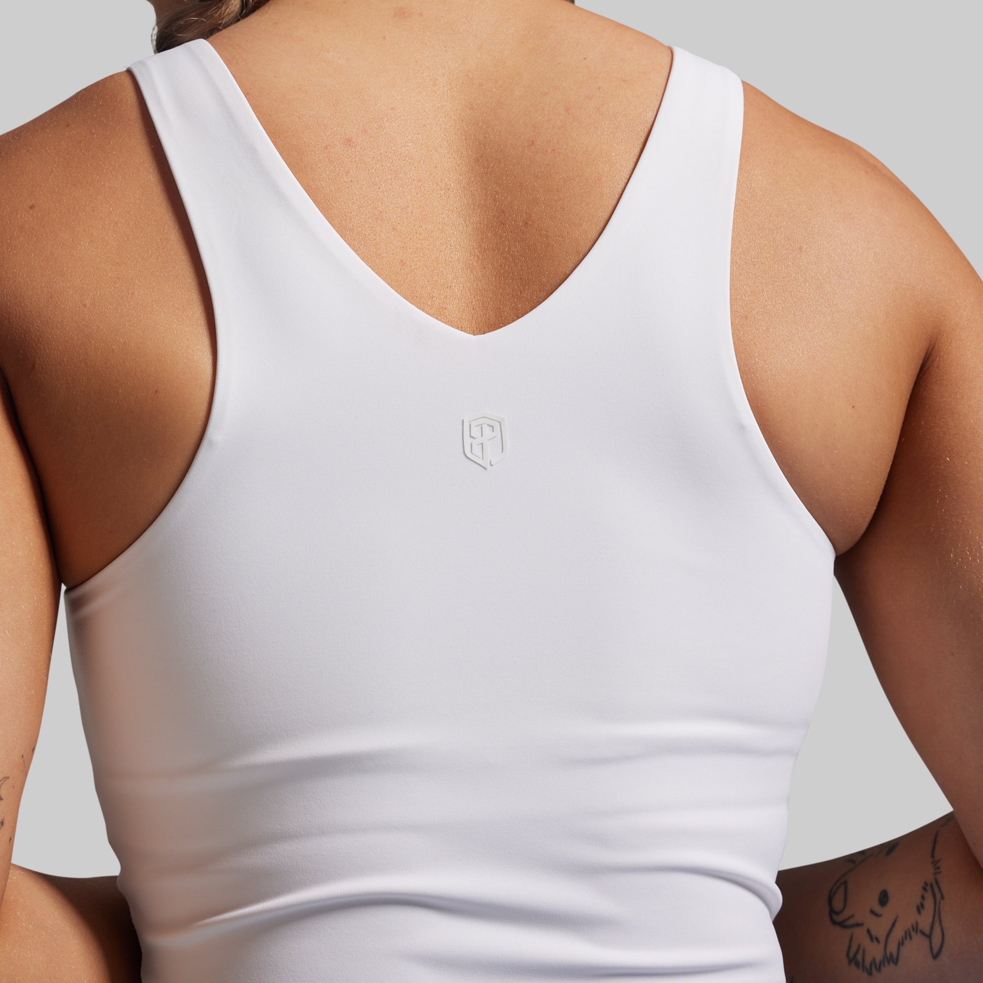 Born Primitive Essence Sports Bra - Hvítur