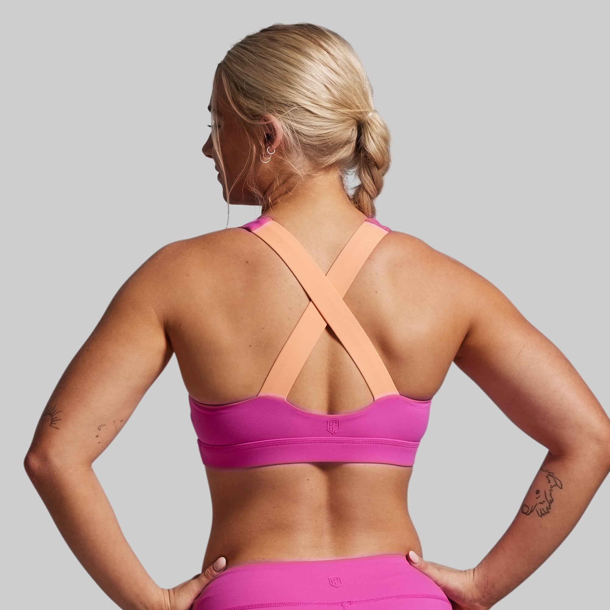 *Forpöntun* Your Essential Sports Bra - Fuchsia