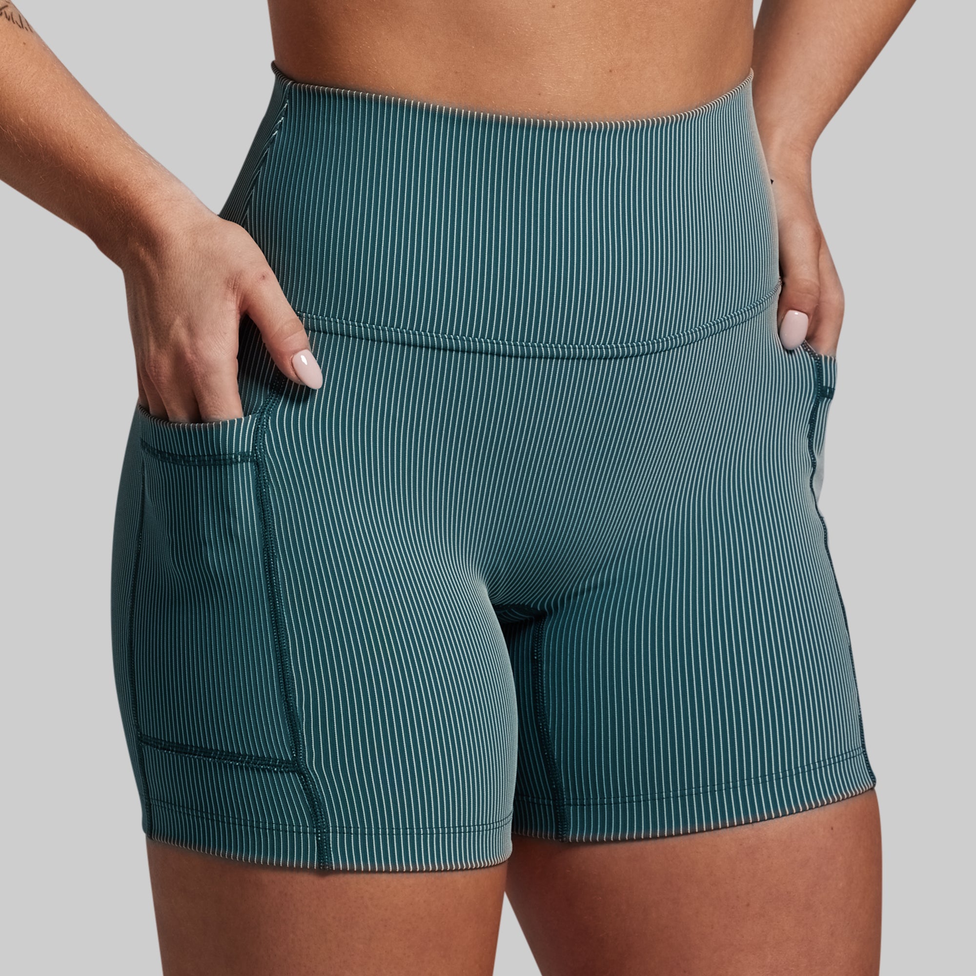 *Forpöntun* All or Nothing Short - Aegean Prism