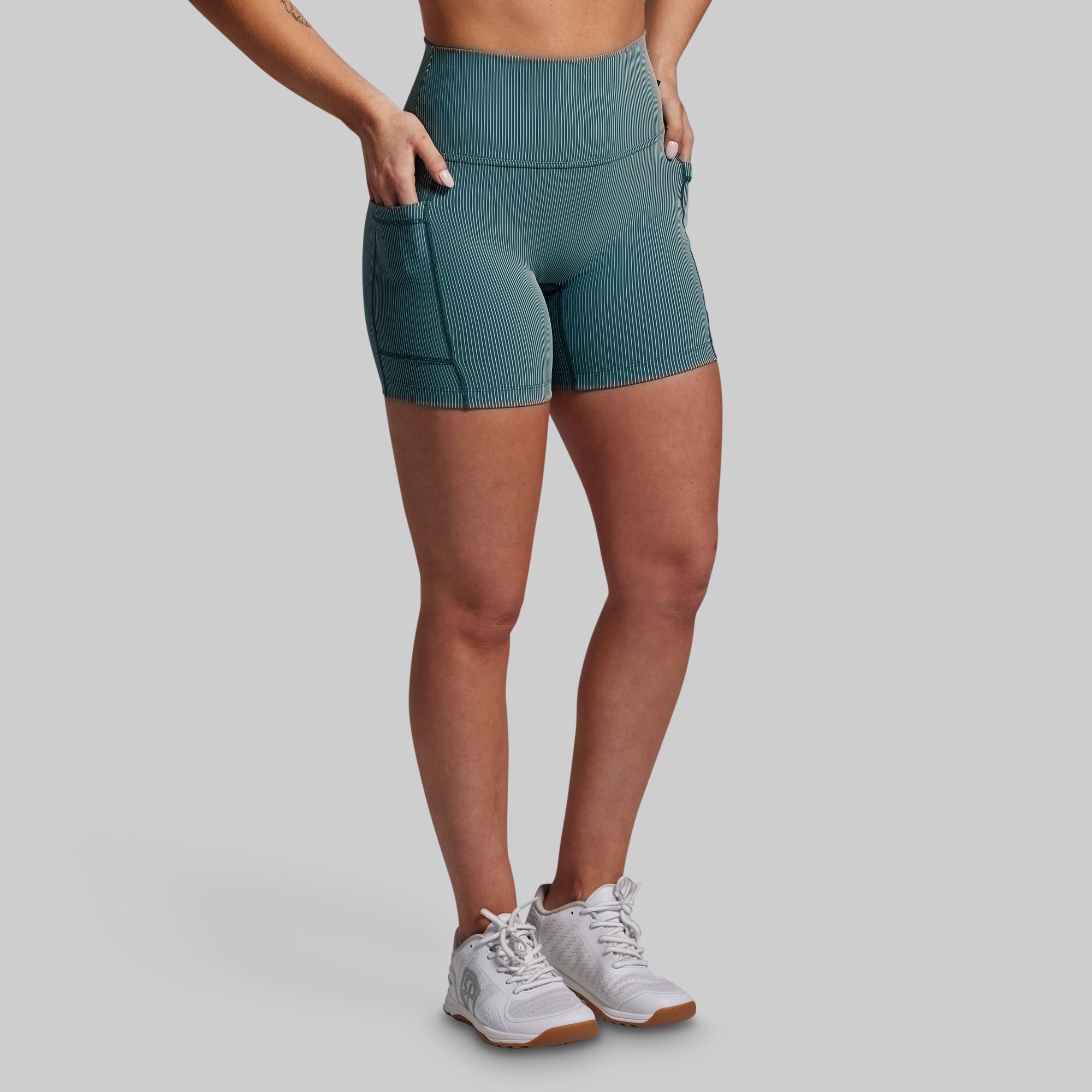 *Forpöntun* All or Nothing Short - Aegean Prism