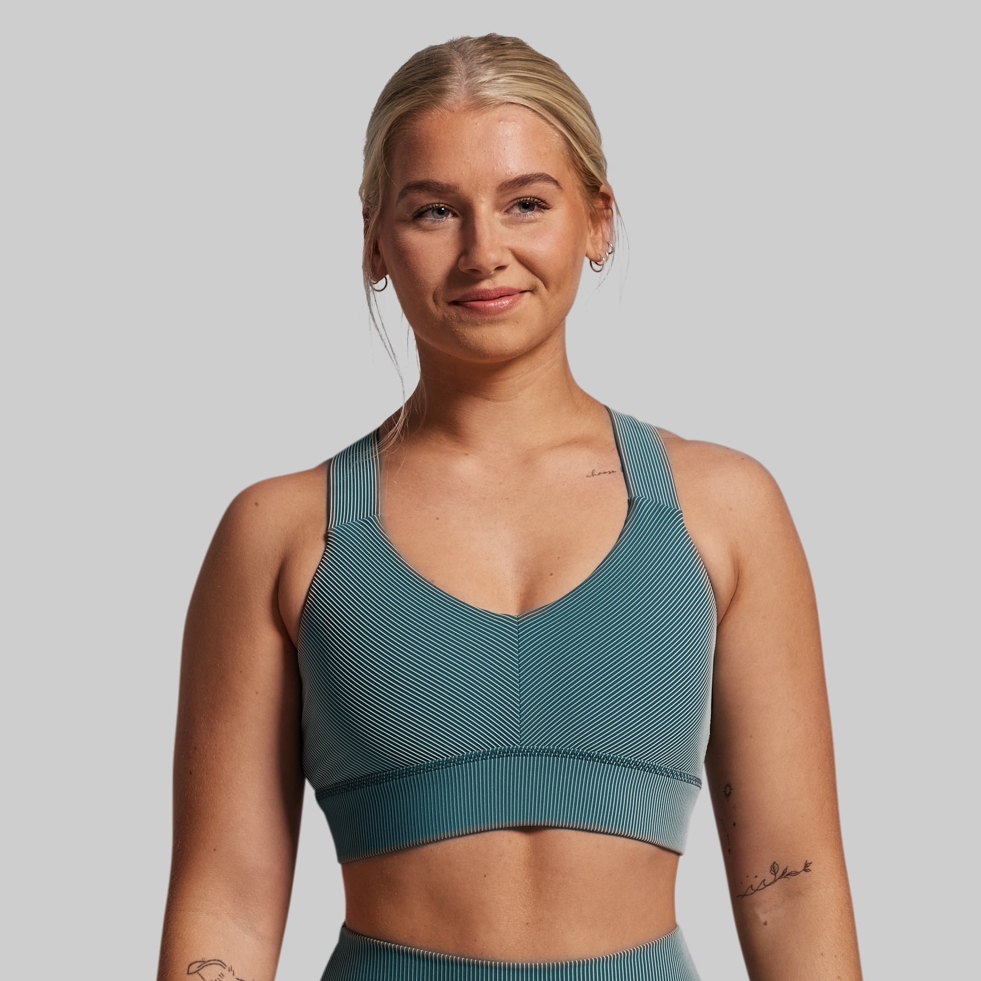 *Forpöntun* All or Nothing Sports Bra - Aegean Prism