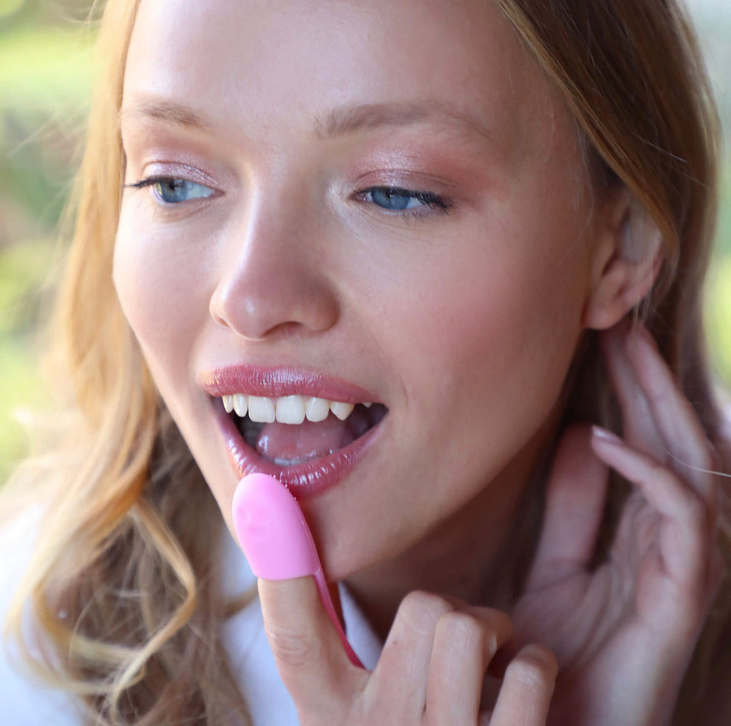 Daily Lip Scrubber