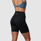 Born Primitive Tempo Biker Shorts Svartar (20 cm sídd)